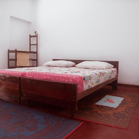 Aeroform Homestay Negombo Kültér fotó