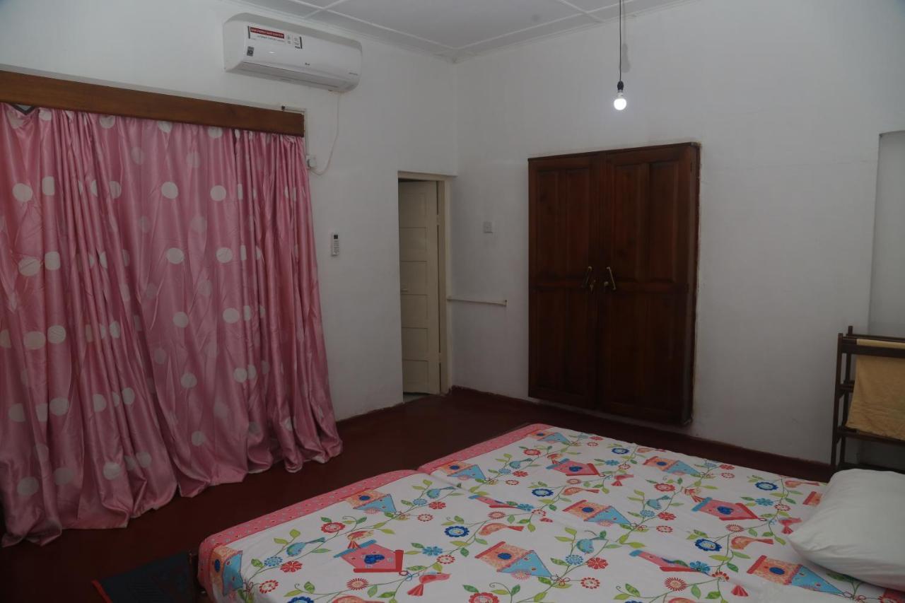 Aeroform Homestay Negombo Kültér fotó